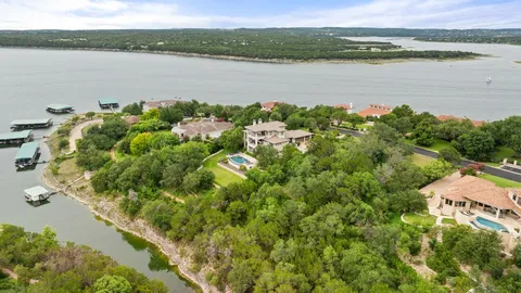 $599,900 | 16009 Chateau Avenue, Austin, TX 78734