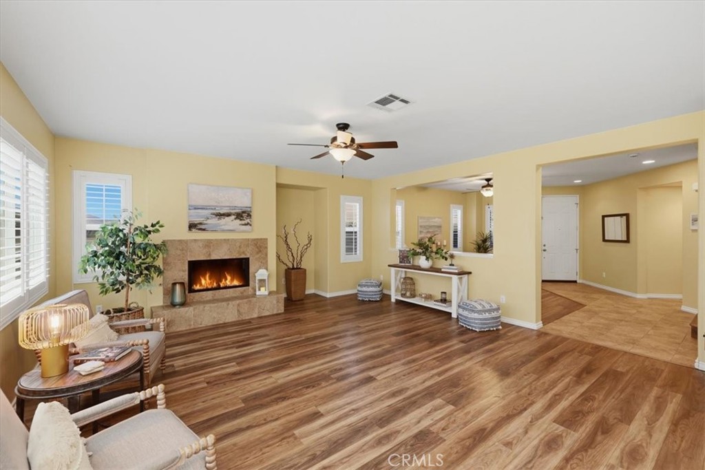 31249 Palomar Road Menifee, CA 92584 - Photo 2 of 21 Great room