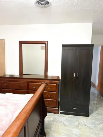 $474,999 | 341 Northeast 164th Street, Miami, FL 33162