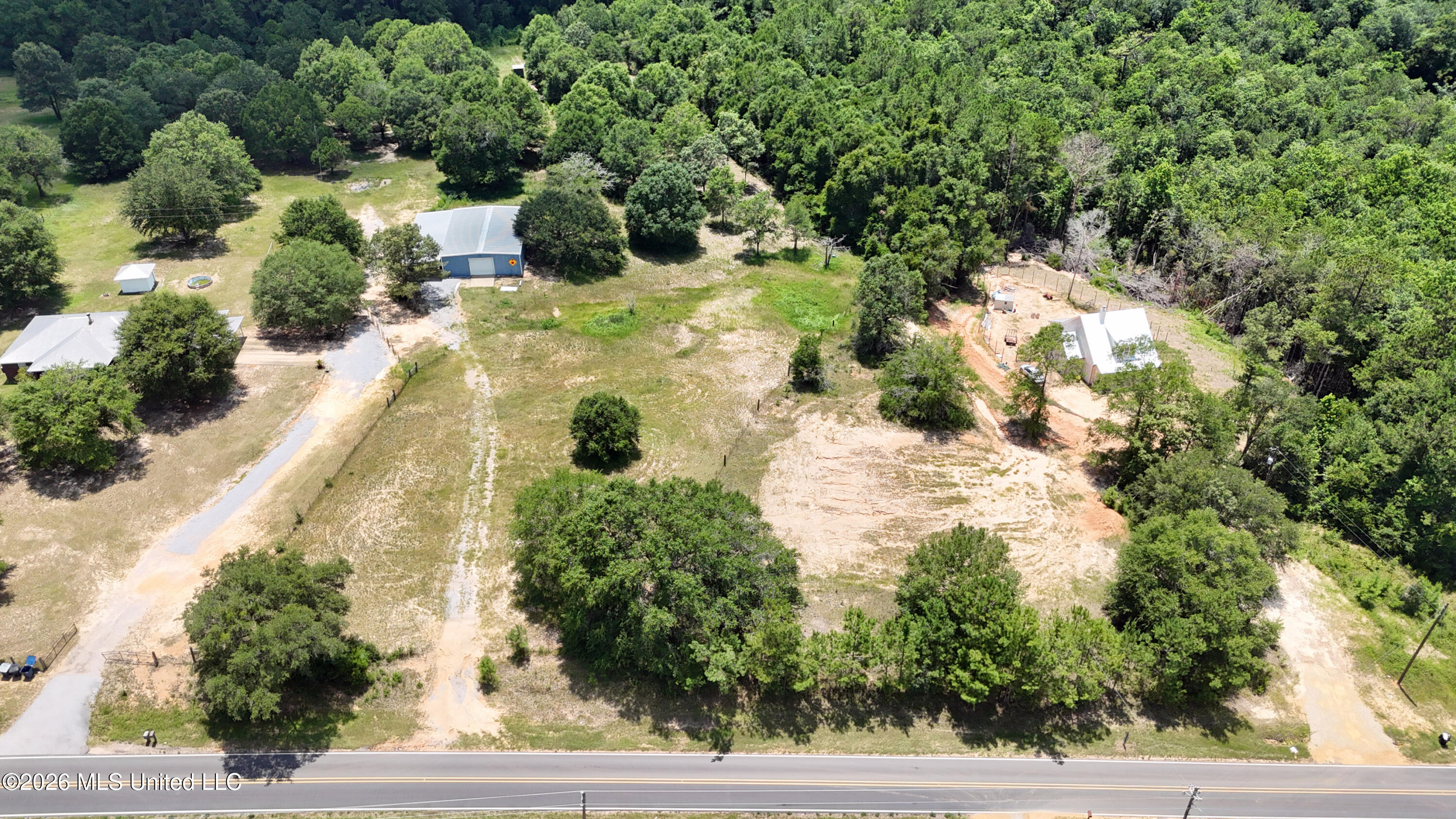 2151 Sally Parker Road Lucedale, MS 39452 - Photo 6 of 19 001
