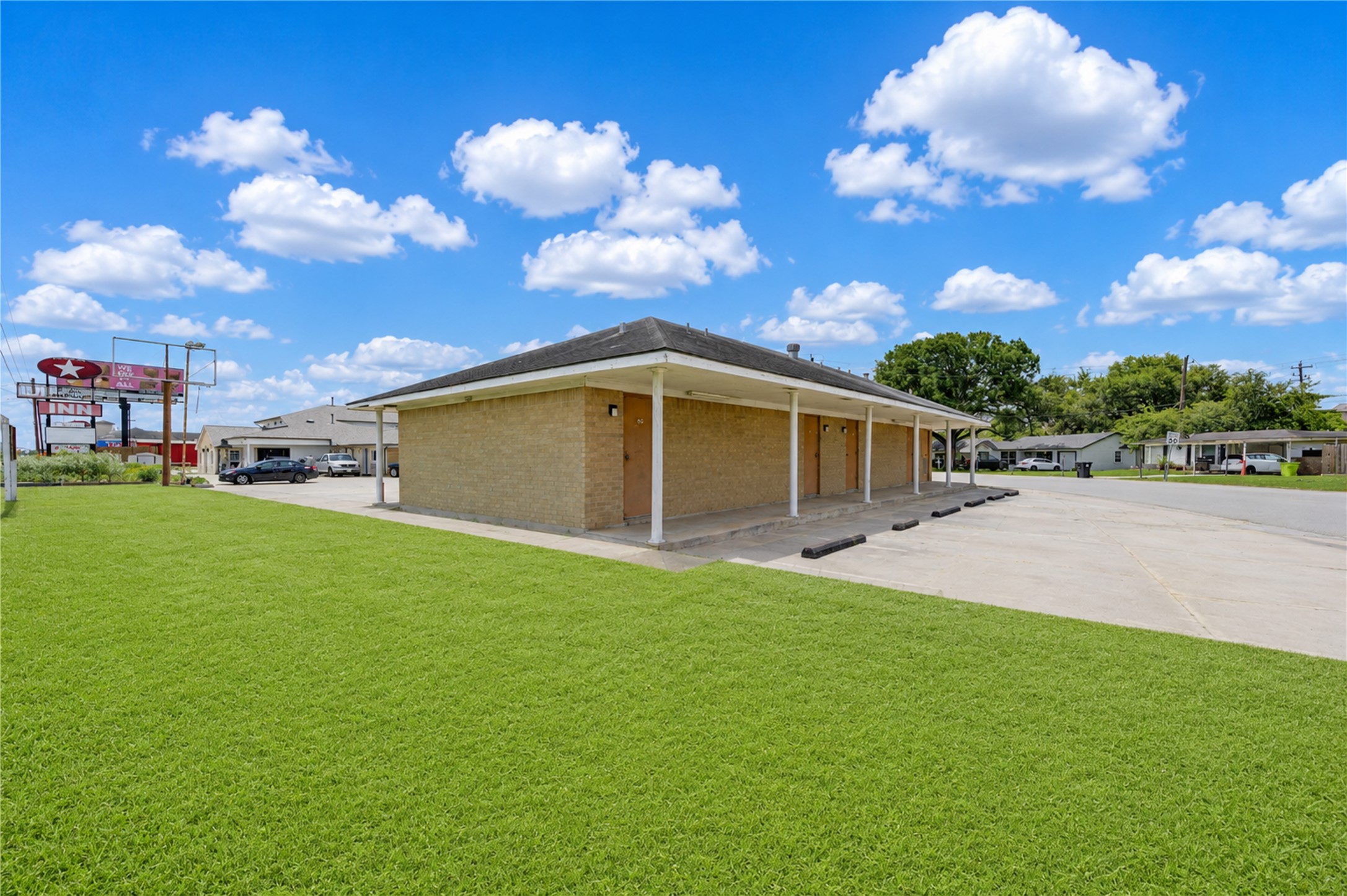 4602 Avenue H Rosenberg, TX 77471 - Photo 39 of 42 a view of a house with a backyard