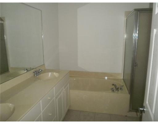 3623 Oleander Terrace, Unit 33A Riviera Beach, FL 33404 - Photo 3 of 5 Additional Photo