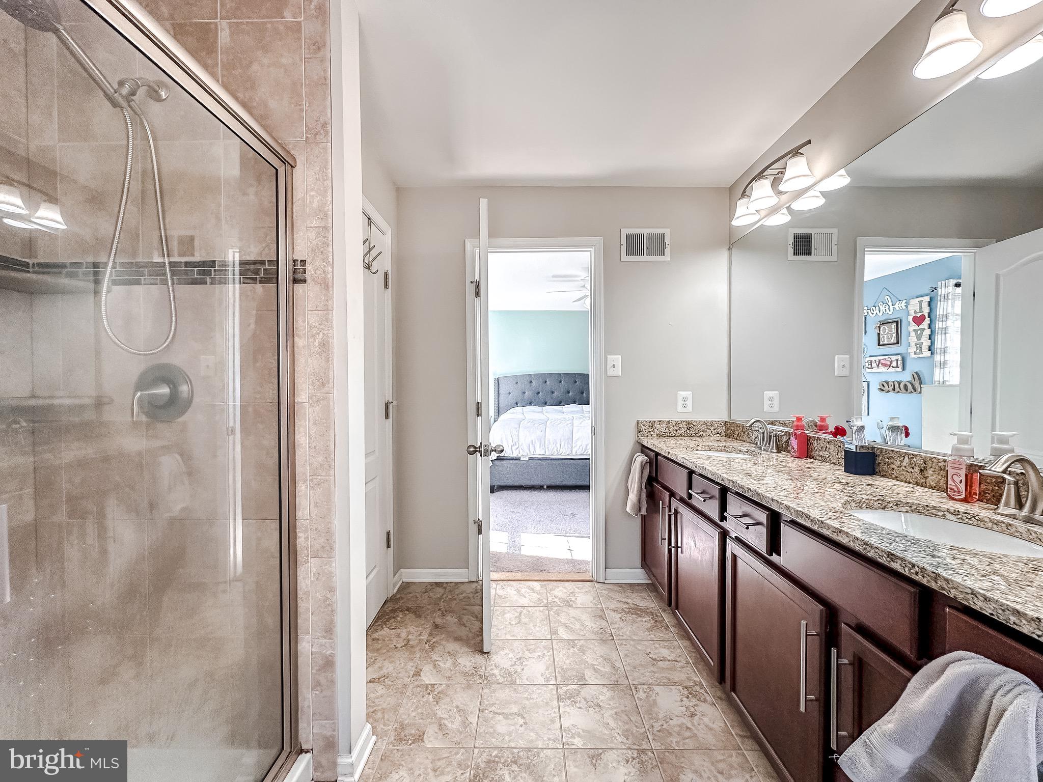 10503 Braddock Run Road Baltimore, MD 21220 - Photo 32 of 64 Primary Ensuite