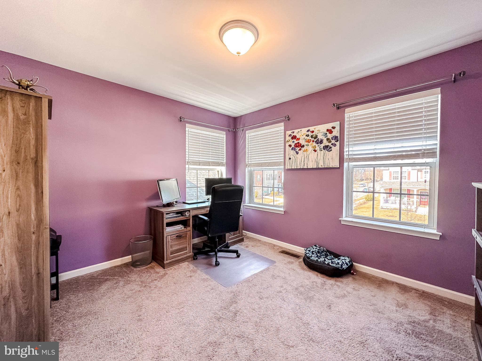10503 Braddock Run Road Baltimore, MD 21220 - Photo 42 of 64 a livingroom with workspace and a window
