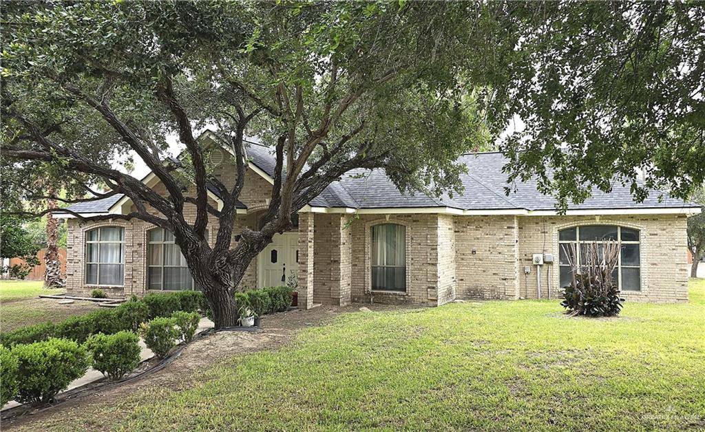 1107 Harbor Lane La Joya, TX 78560 - Photo 29 of 29 front view of a house with a yard