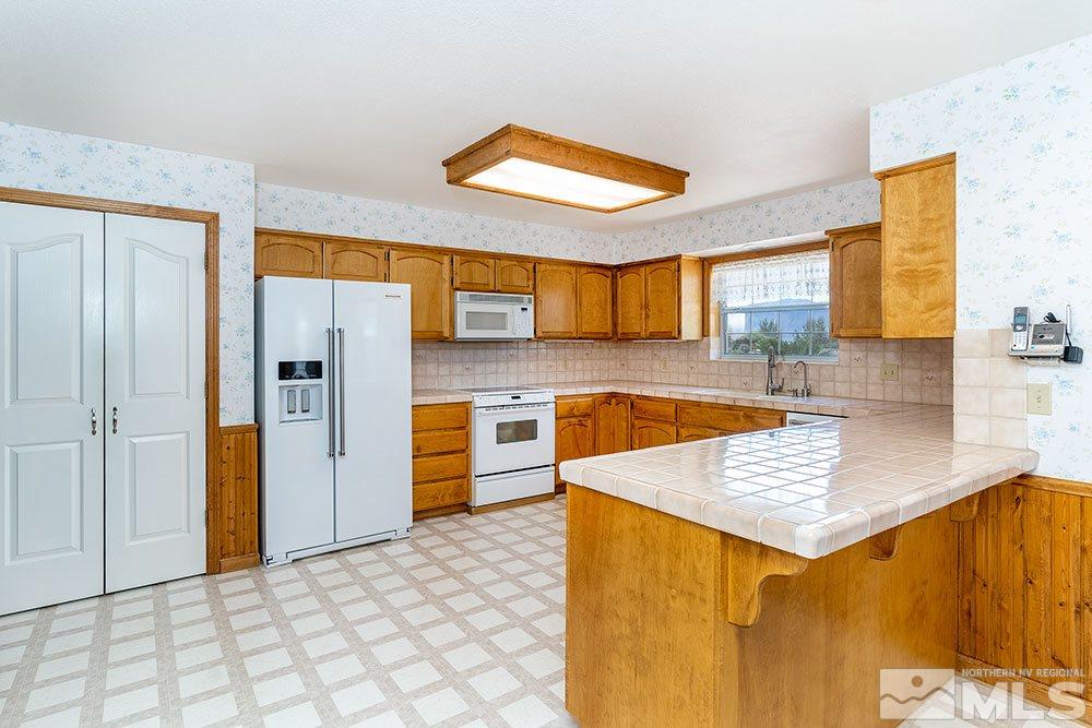 1068 Log Cabin Road Gardnerville, NV 89410 - Photo 12 of 37 Photo 12