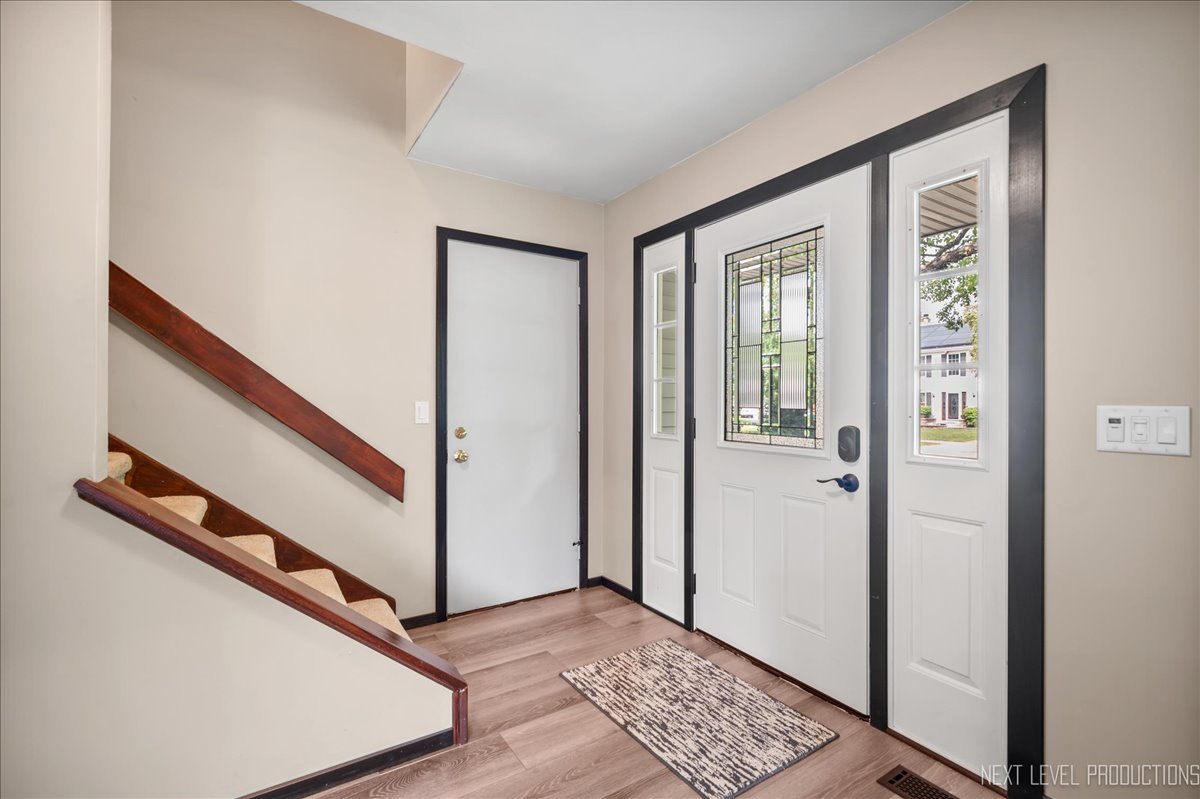 141 Autumn Ridge Drive Montgomery, IL 60538 - Photo 4 of 30 Gallery Image 4