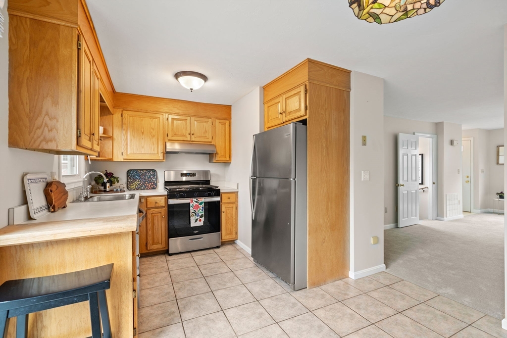 9 School Street, Unit 9 Natick, MA 01760 - Photo 5 of 29