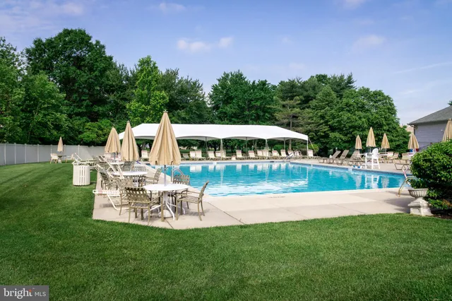 $254,900 | 3522B Neils Court, Mount Laurel, NJ 08054