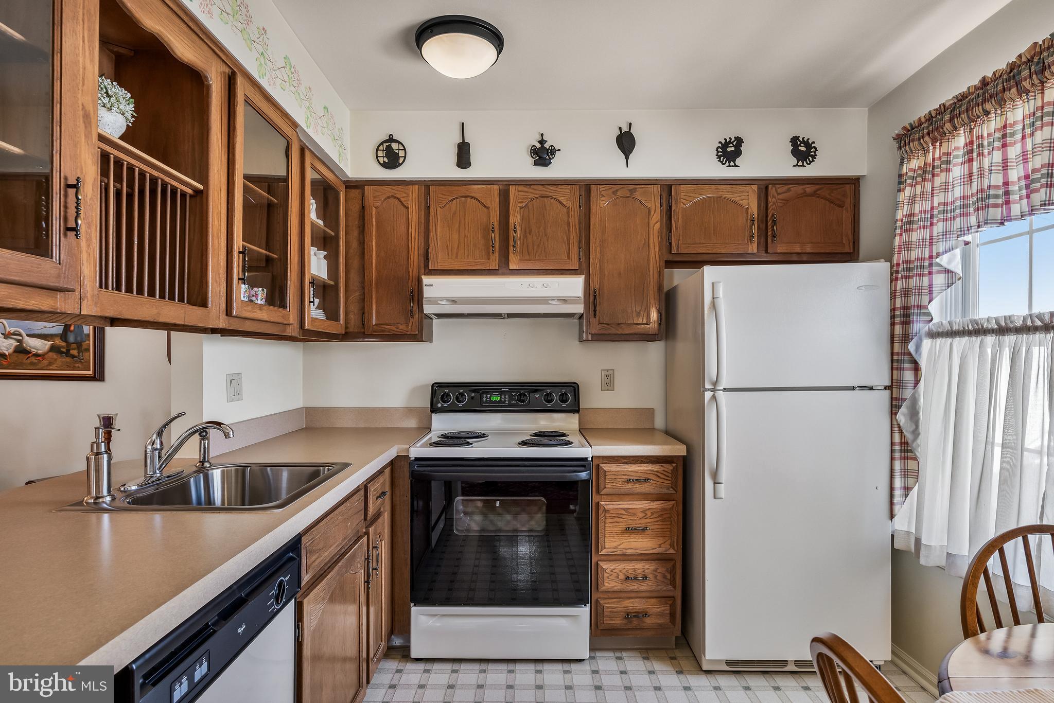 3522B Neils Court Mount Laurel, NJ 08054 - Photo 9 of 24 Kitchen