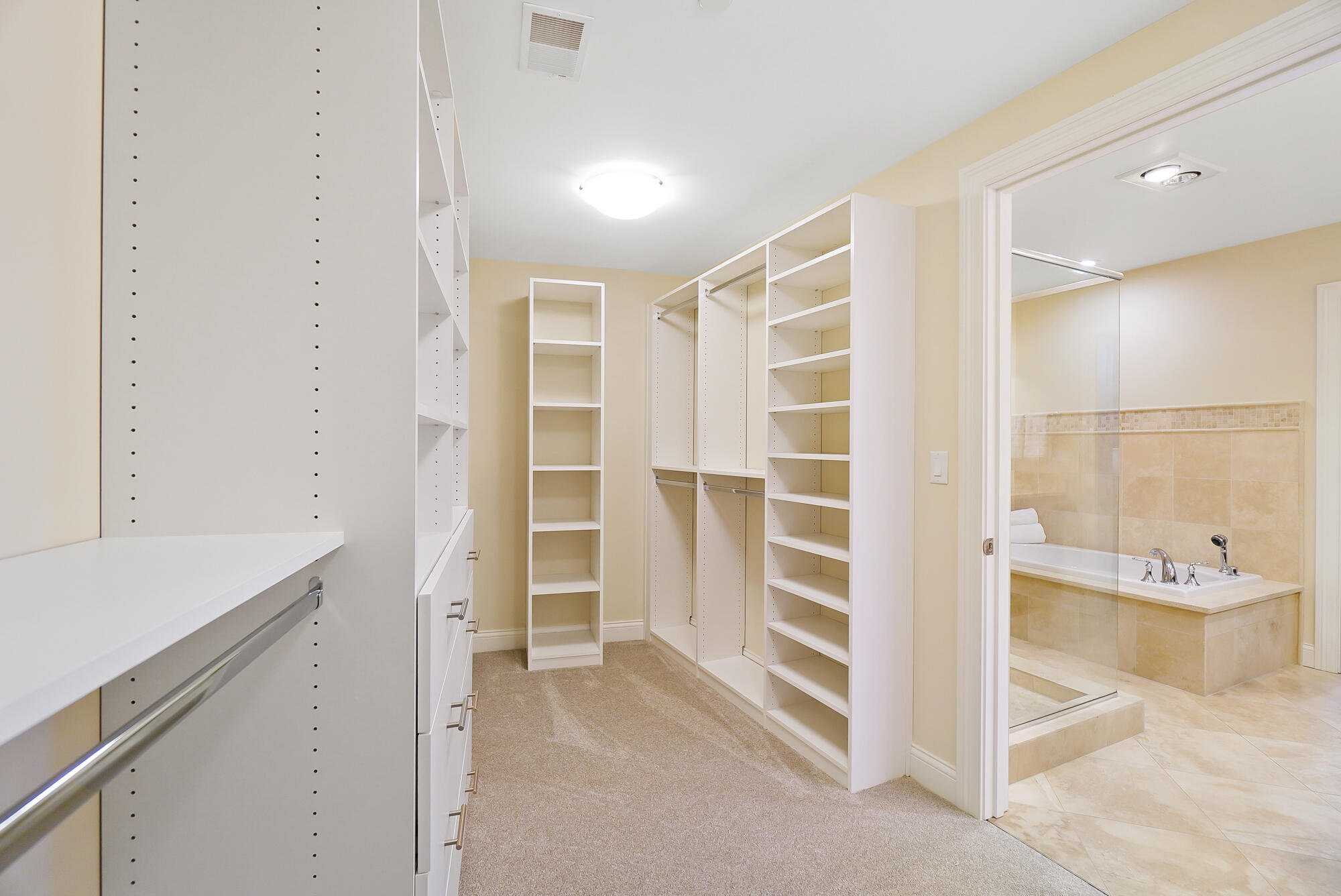 1 Roebling Way, Unit 904 Covington, KY 41011 - Photo 34 of 48