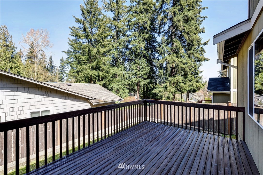 213 159th Street Southeast Bothell, WA 98012 - Photo 8 of 30