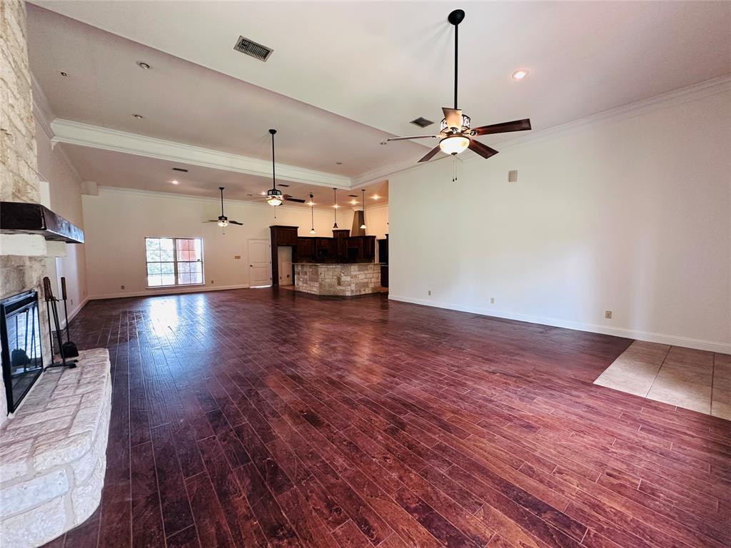 192 Randy Street Gun Barrel City, TX 75156 - Photo 5 of 37