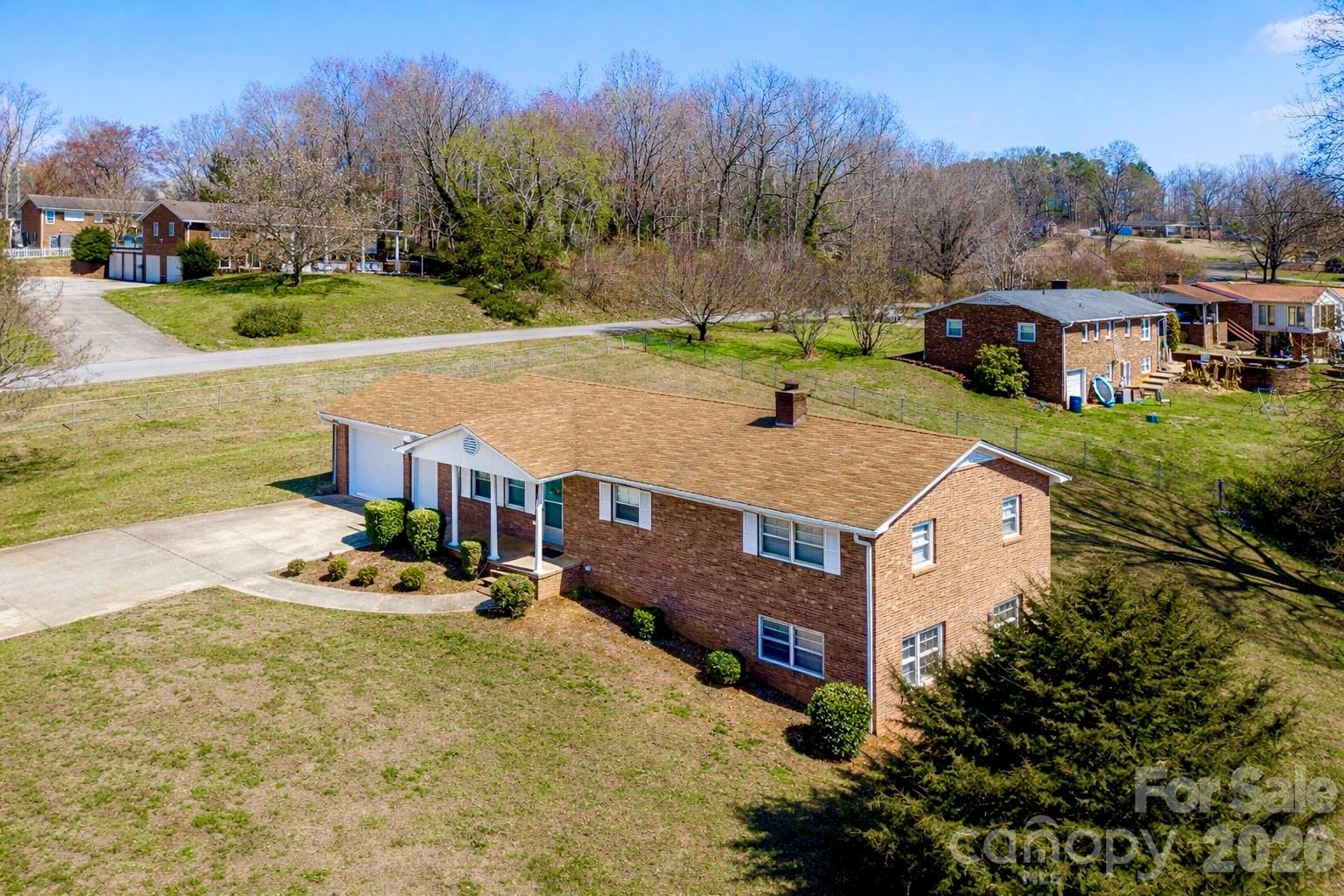 286 Valley Road Hickory, NC 28601 - Photo 3 of 29 Gallery Image 3