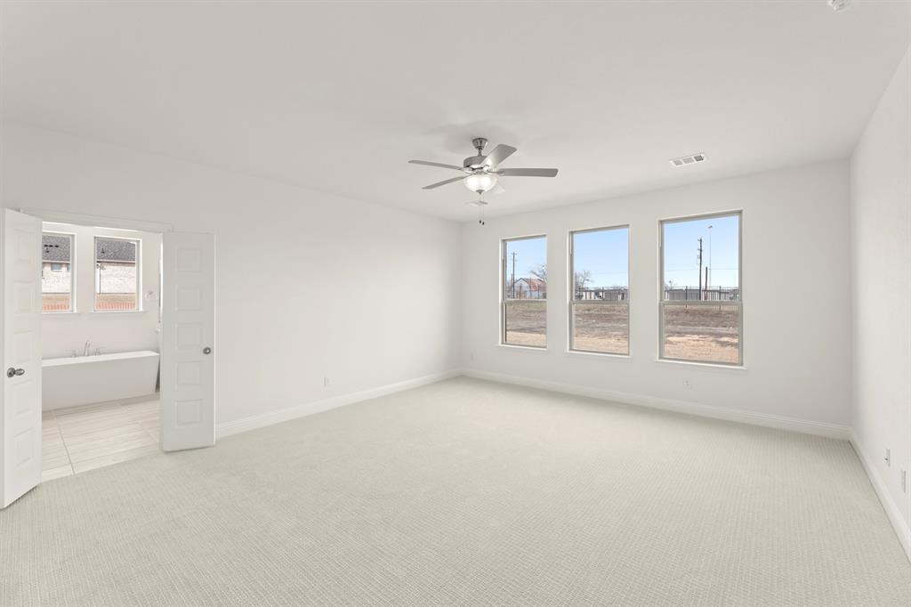 6805 Lancashire Way Forney, TX 75126 - Photo 18 of 28 18. 6805 Lancashire - Primary