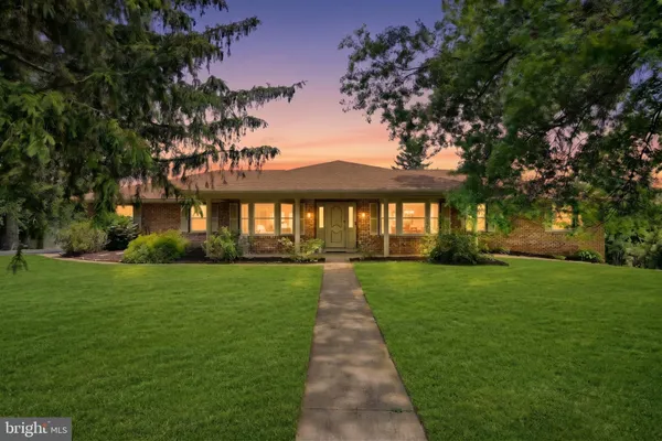 $537,000 | 87 Churchill Drive, York, PA 17403