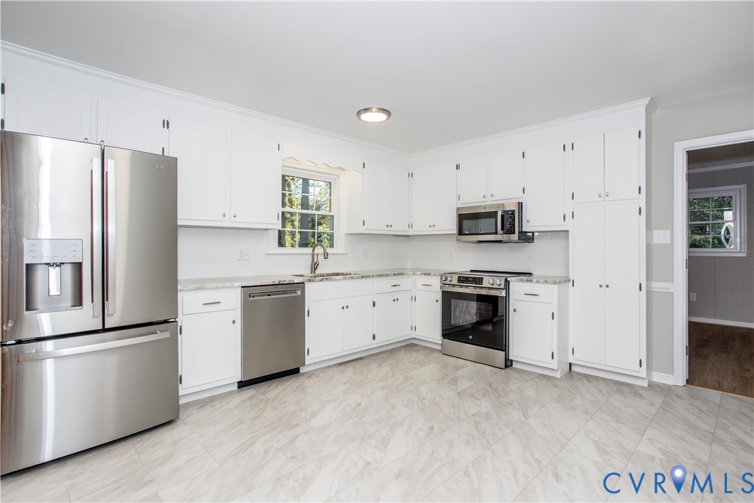 14510 Rivermont Road Chester, VA 23836 - Photo 10 of 29