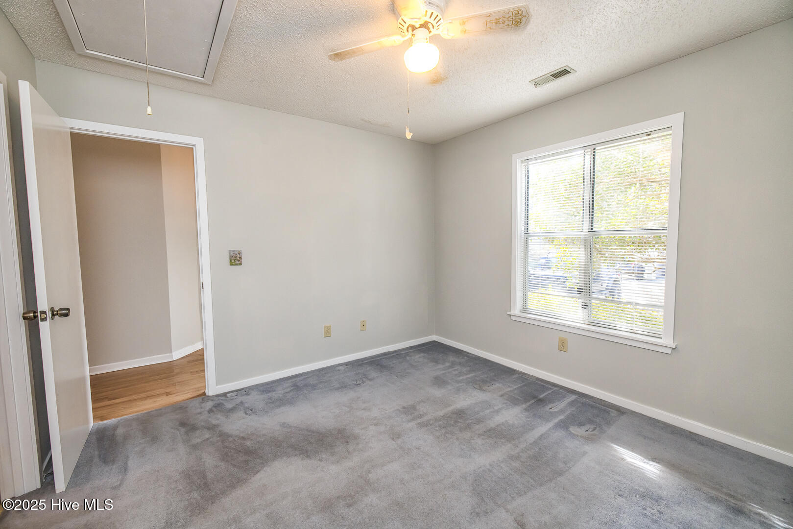 5120 Greenville Loop Road, Unit B Wilmington, NC 28409 - Photo 19 of 27 E49