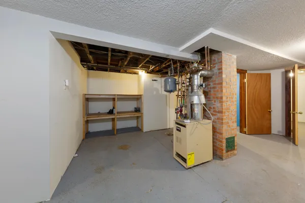 $199,900 | 118 1st Street Southwest, Faribault, MN 55021