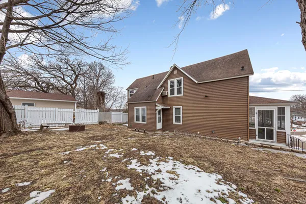 $199,900 | 118 1st Street Southwest, Faribault, MN 55021