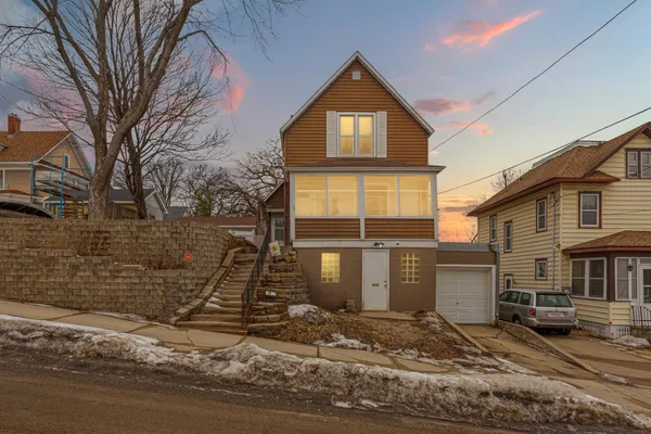 $199,900 | 118 1st Street Southwest, Faribault, MN 55021