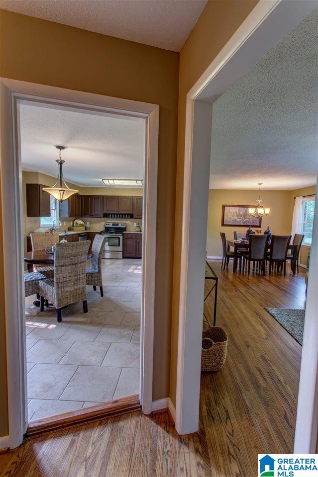 2217 Jacobs Road Vestavia Hills, AL 35216 - Photo 8 of 27