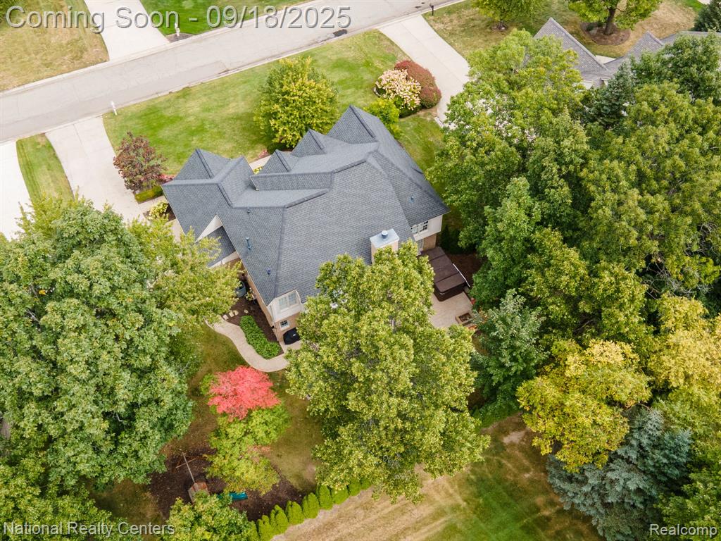 3851 Red Root Road Lake Orion, MI 48360 - Photo 52 of 53