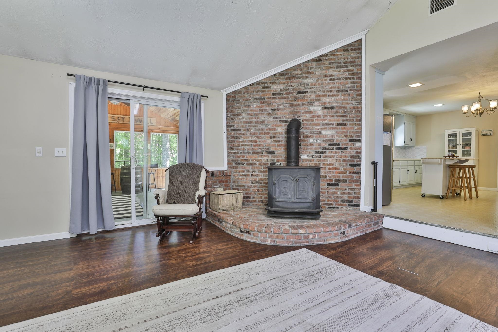 198 Wash Pond Road Hampstead, NH 03841 - Photo 21 of 31