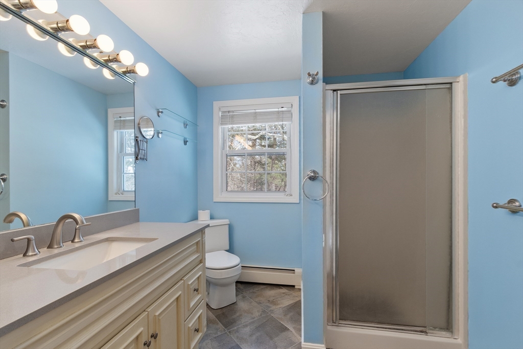 163 Dunstable Road Chelmsford, MA 01863 - Photo 23 of 29 Gallery Image 23