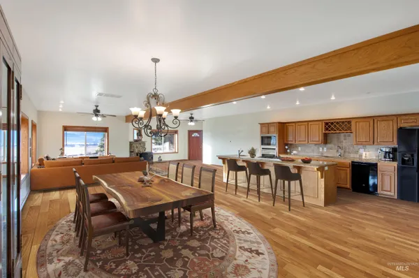 $1,490,000 | 12600 Goode Lane, Donnelly, ID 83615