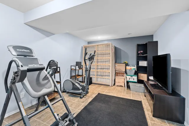 $455,000 | 7706 North Old Fort Drive, Spokane, WA 99208