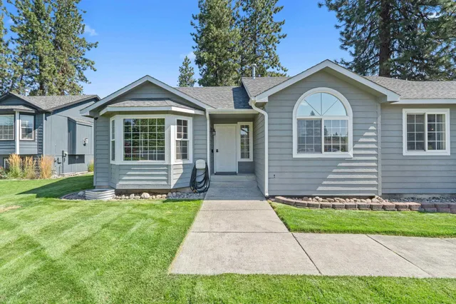 $455,000 | 7706 North Old Fort Drive, Spokane, WA 99208