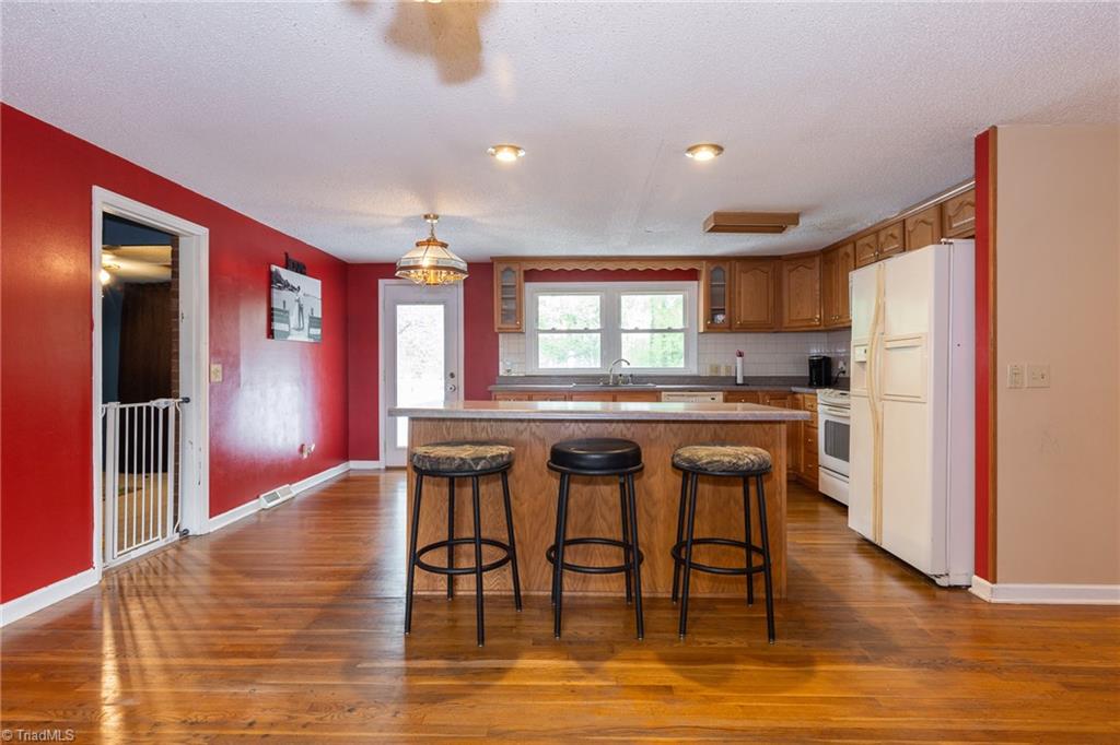 919 Lemons Road Stokesdale, NC 27357 - Photo 8 of 14 Gallery Image 8