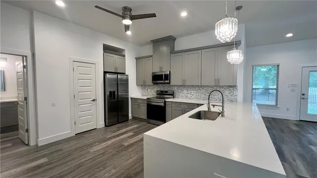 $2,000 | 23386 Fairway Gardens, Springfield, LA 70462