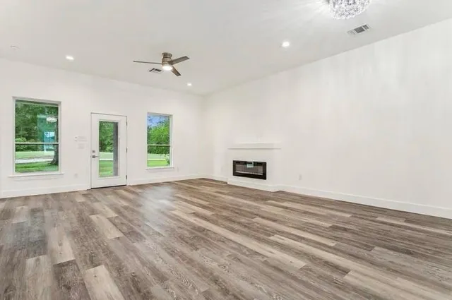 $2,000 | 23386 Fairway Gardens, Springfield, LA 70462