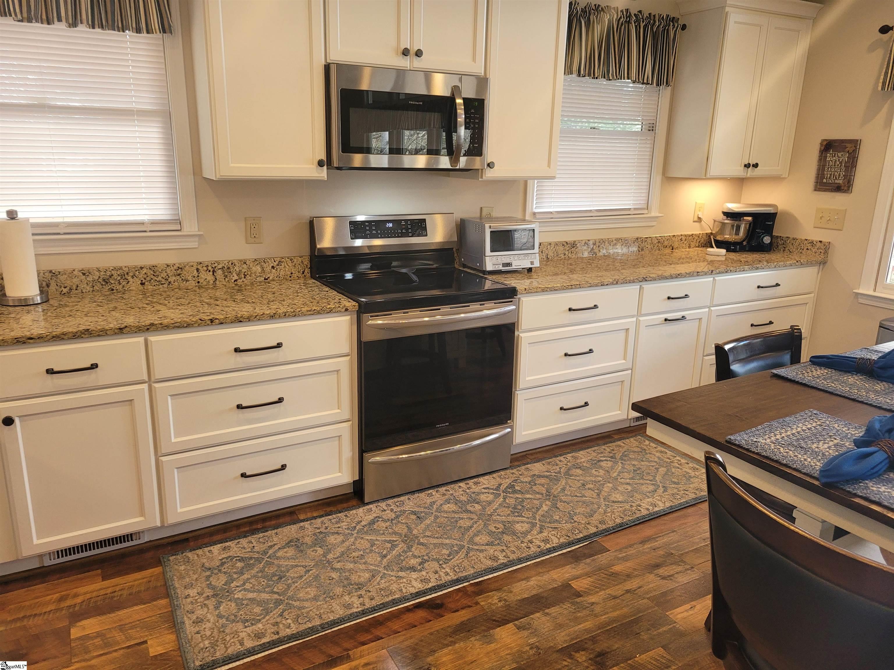 257 Jumping Branch Road Tamassee, SC 29686 - Photo 5 of 36 Gallery Image 5