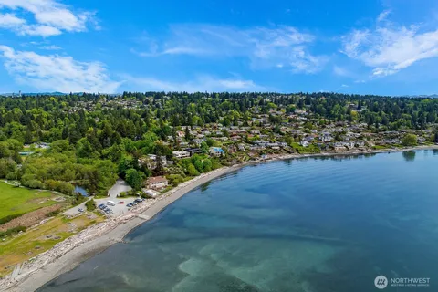 $1,148,000 | 216 Southwest 192nd Street, Normandy Park, WA 98166