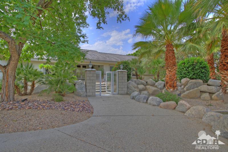 77545 Robin Road Palm Desert, CA 92211 - Photo 1 of 97 Primary Photo