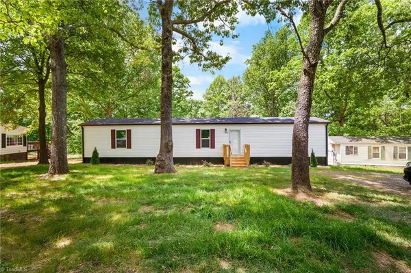 $155,900 | 183 Casa Bella Drive, Advance, NC 27006