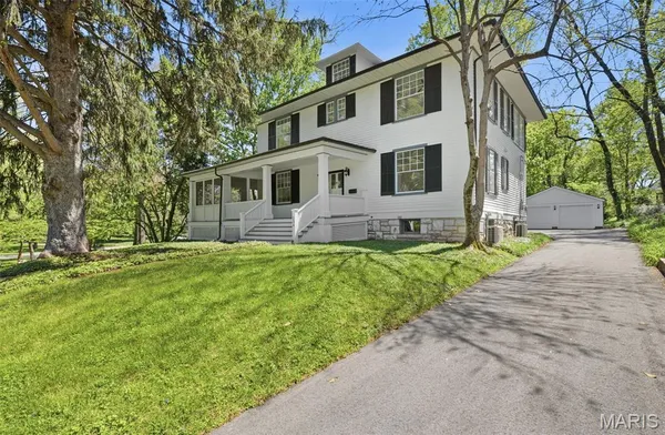 $1,399,900 | 234 Glen Road, Webster Groves, MO 63119