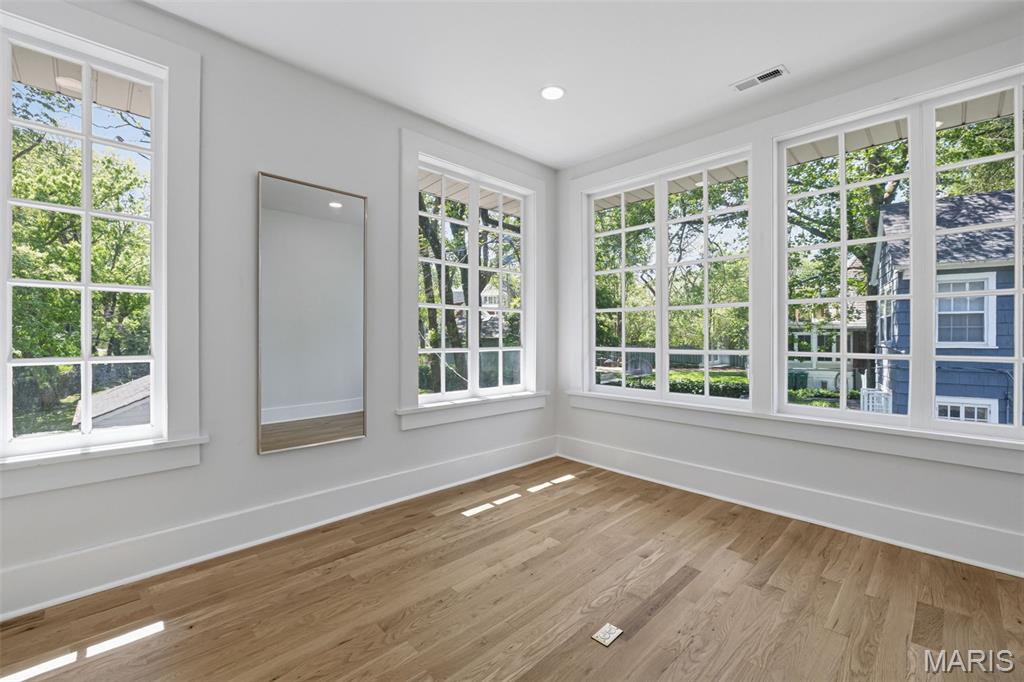 234 Glen Road Webster Groves, MO 63119 - Photo 21 of 35