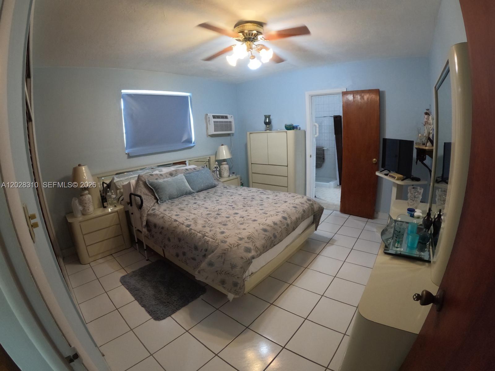 252 East 37th Street Hialeah, FL 33013 - Photo 25 of 51