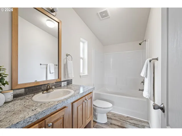 $89,000 | 1415 South Bertelsen Road, Unit 112, Eugene, OR 97402