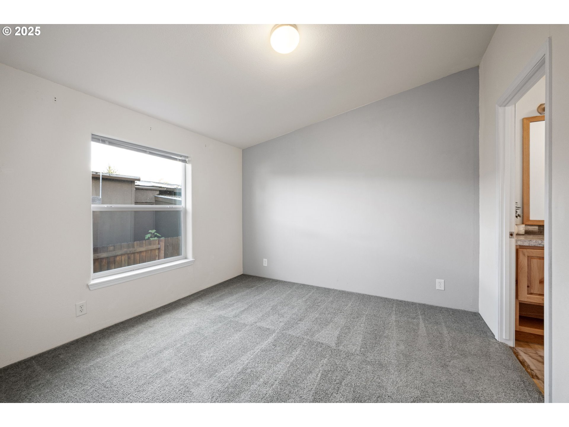 1415 South Bertelsen Road, Unit 112 Eugene, OR 97402 - Photo 12 of 34 Gallery Image 12
