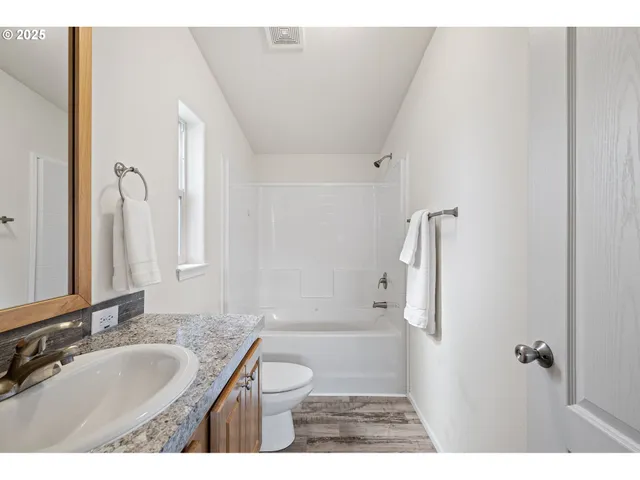 $89,000 | 1415 South Bertelsen Road, Unit 112, Eugene, OR 97402