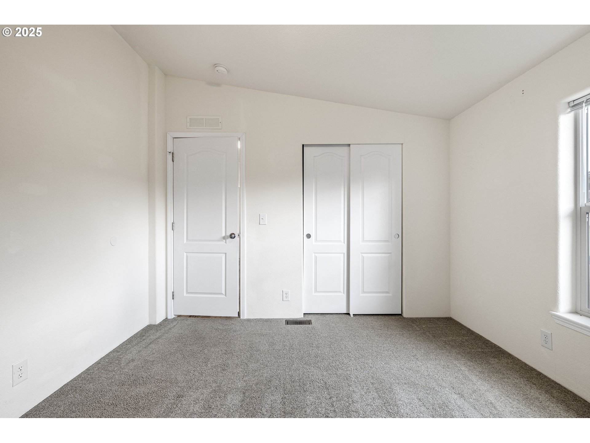 1415 South Bertelsen Road, Unit 112 Eugene, OR 97402 - Photo 14 of 34 Gallery Image 14