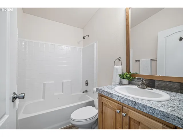 $89,000 | 1415 South Bertelsen Road, Unit 112, Eugene, OR 97402