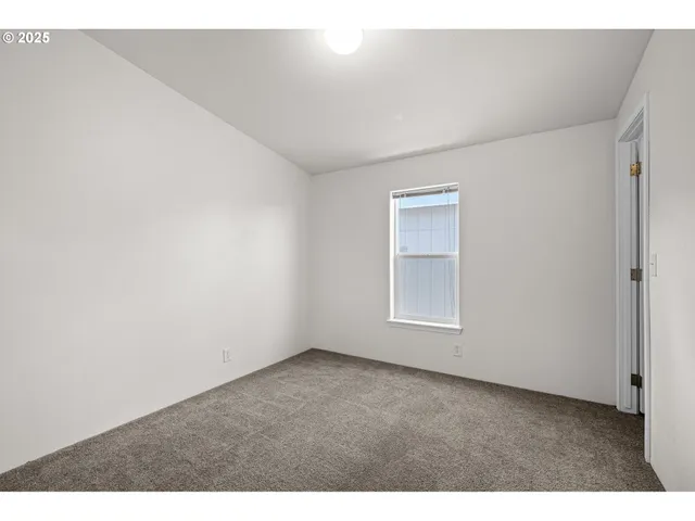 $89,000 | 1415 South Bertelsen Road, Unit 112, Eugene, OR 97402