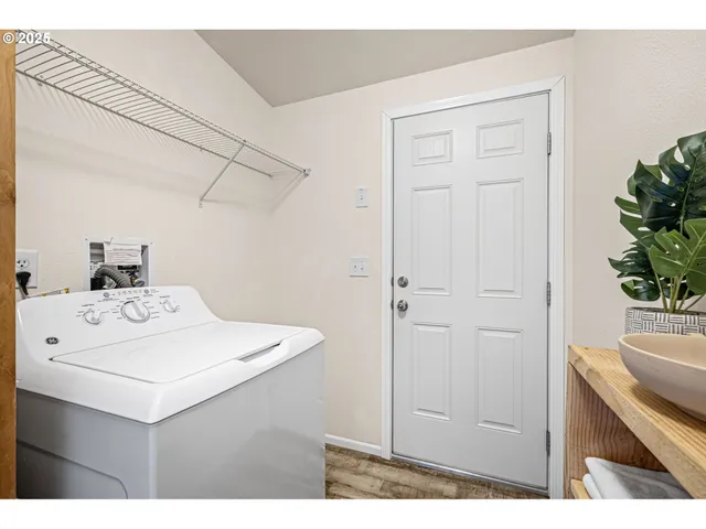 $89,000 | 1415 South Bertelsen Road, Unit 112, Eugene, OR 97402