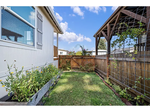 $89,000 | 1415 South Bertelsen Road, Unit 112, Eugene, OR 97402